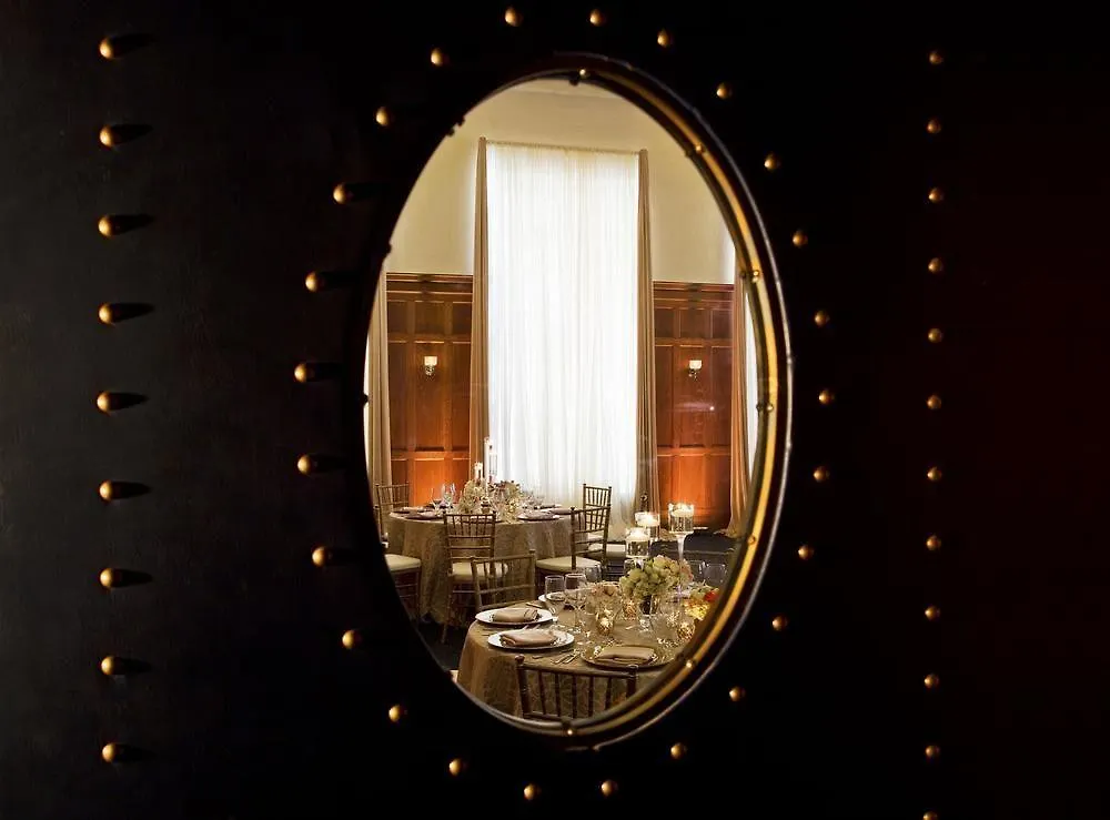 Hotel Le Meridien Tampa, The Courthouse