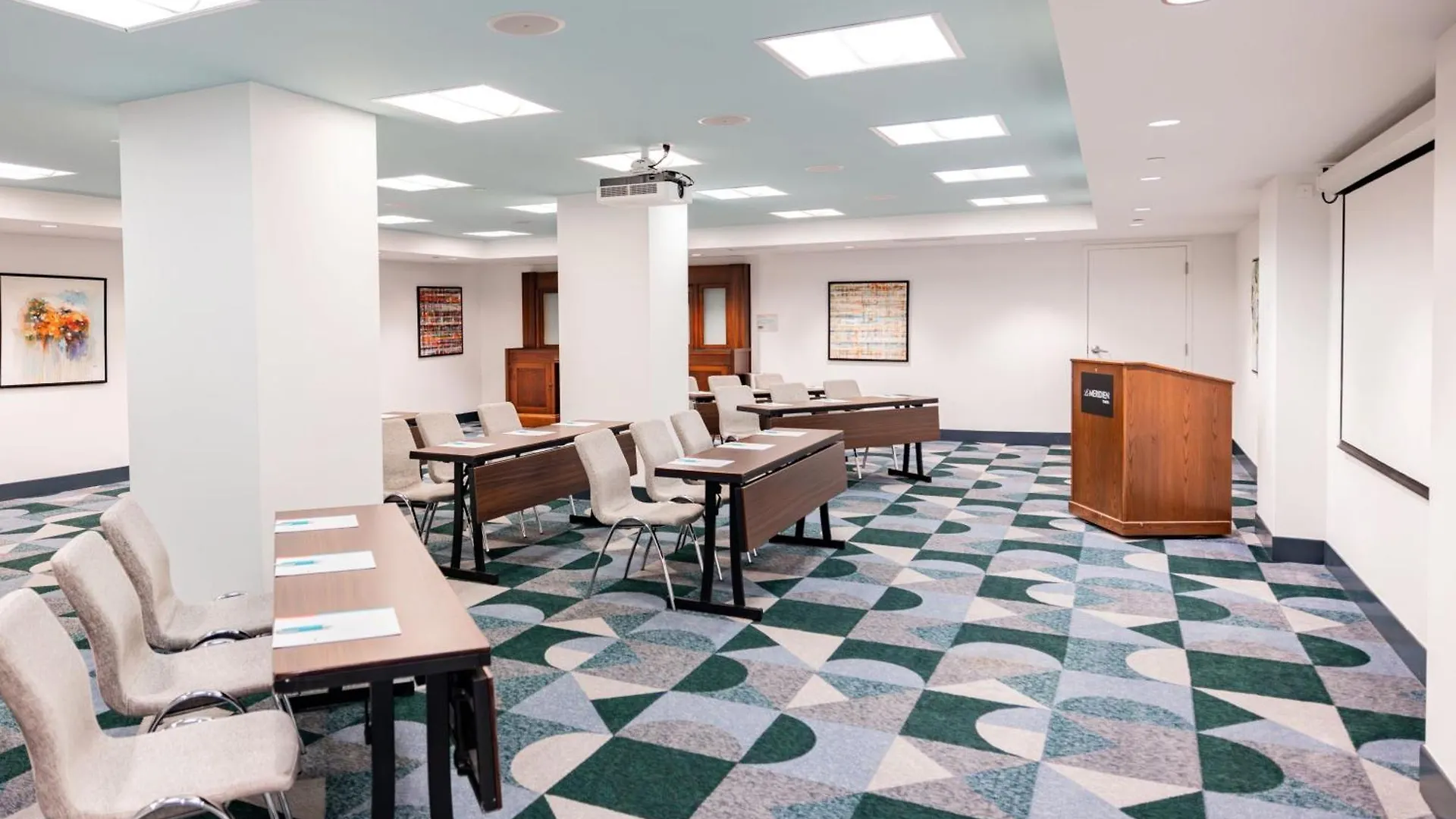 Le Meridien Tampa, The Courthouse Tampa